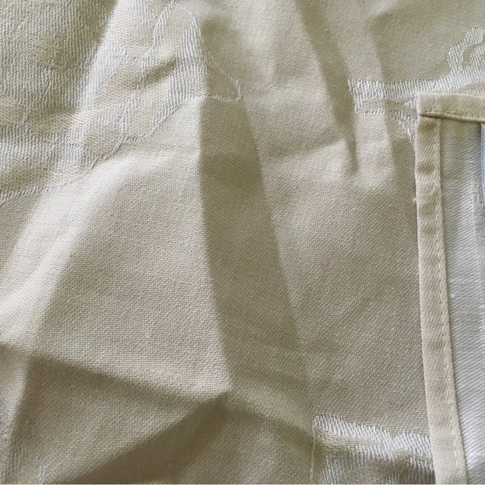 Yves Delorme linen tea towel NWT